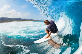 国际乒乓球巡回赛中国选手在单打与双打均表现出色