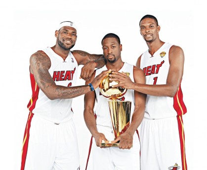 九游(jiuyou)官方网站-中国足球国家队中场组织能力持续提升，中国足球中场现役人员